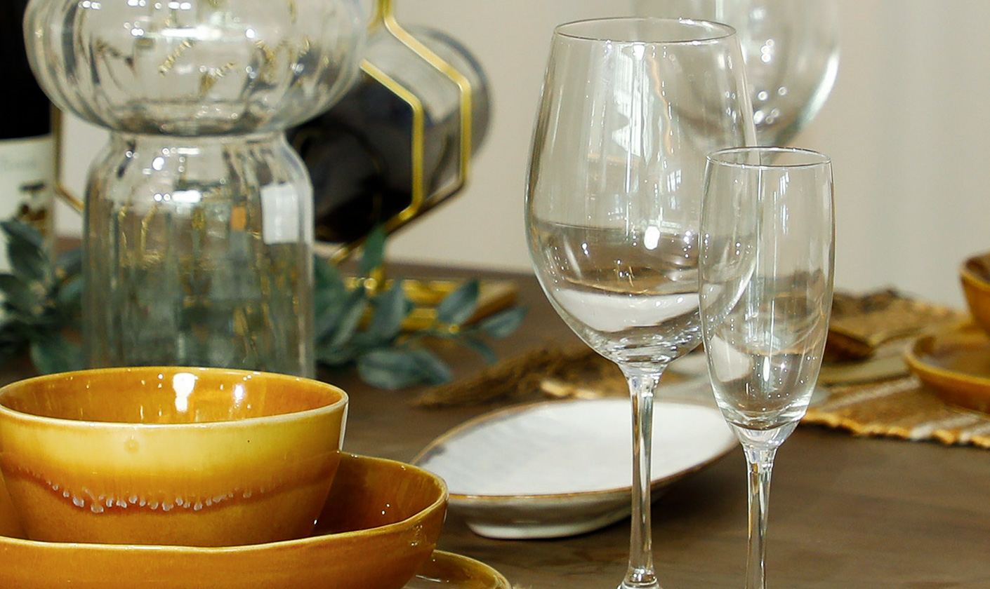 Premium cutlery designed for a polished dining experience with precision and style.